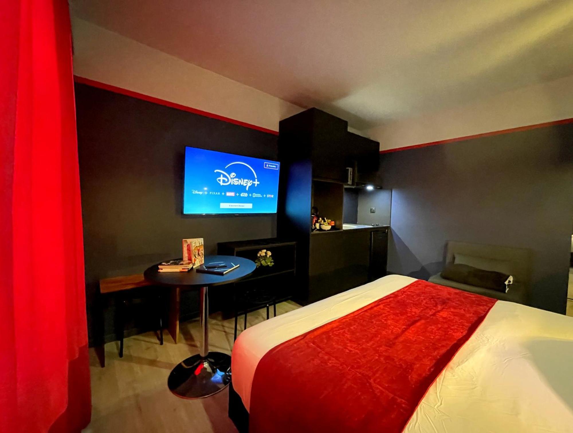 Disney 'Xperience - Parc 10 Min - 3Pers Esbly Dış mekan fotoğraf